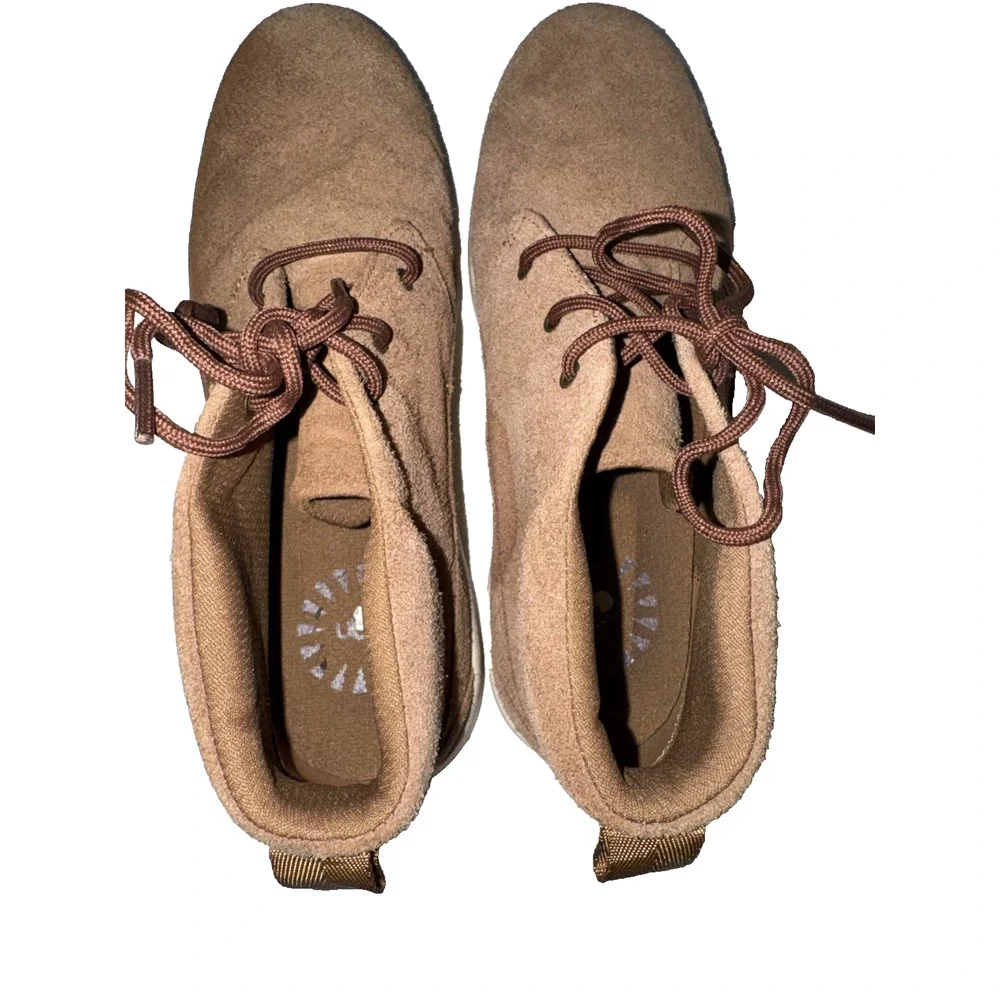 UGG Canoe II chukka boots in chestnut suede Size 5